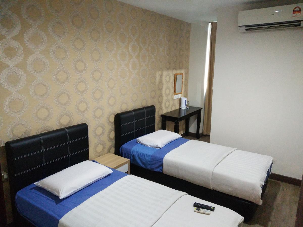Hotel Truly Asia Kota Kinabalu Exterior photo
